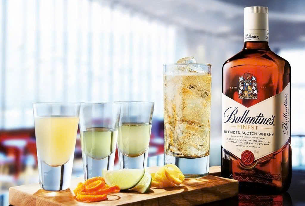 Cach thuong thuc ballantines finest 1 Lit