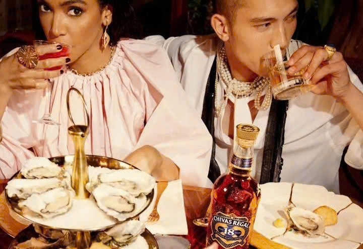 Dung chuan vi voi chivas 18 nam