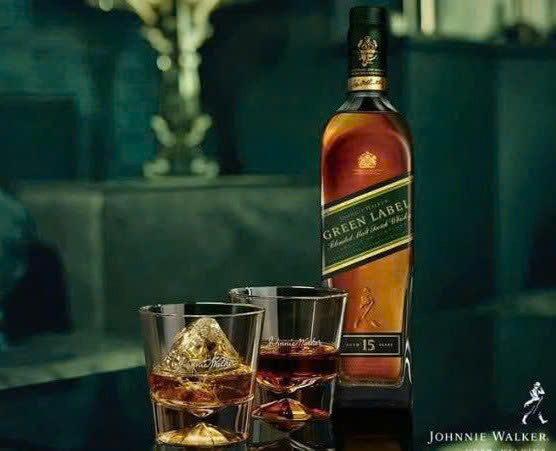 Dung dieu voi Green Label 750ml cua Diageo