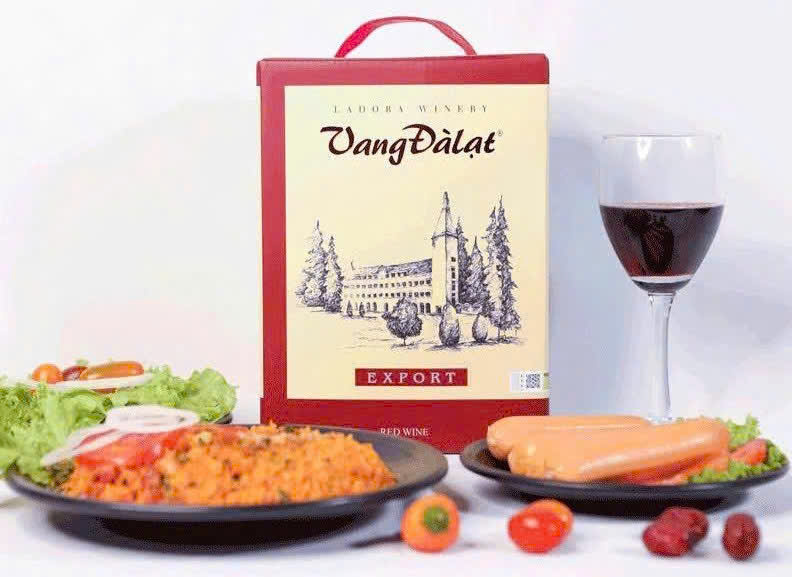 Dung dieu voi Vang Export Hop 3 lit