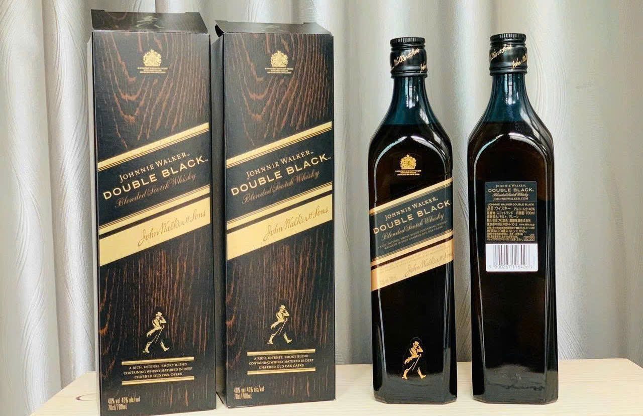 Gioi thieu JW double black 1 lit gia re