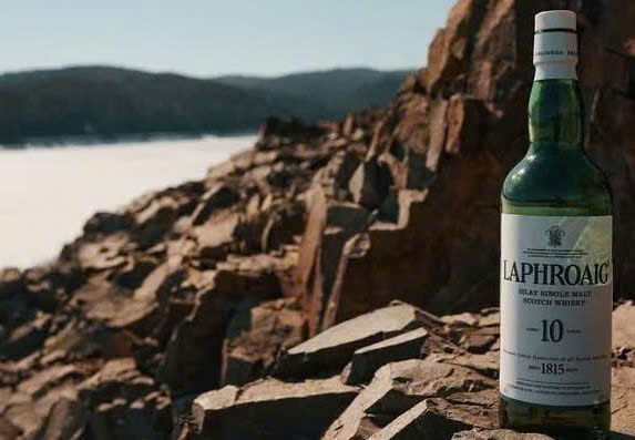 Gioi thieu Laphroaig 10 YO vi Khoi
