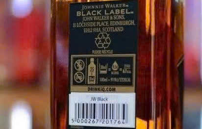 Mat sau chai Black Label 1lit