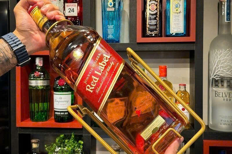 Nhan biet red label 3 lit