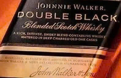 Nhan chinh JW Double Black 1