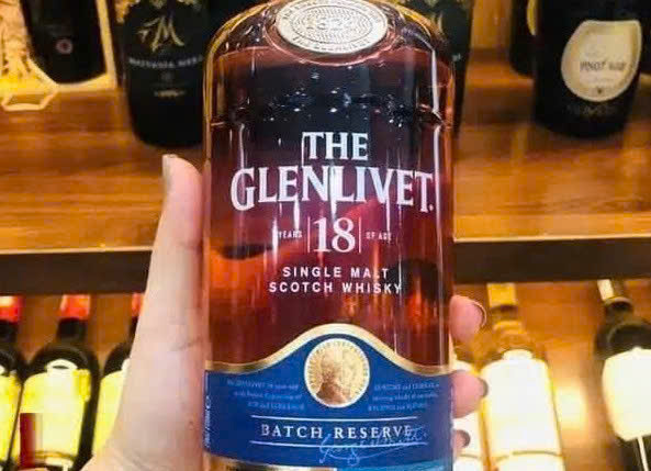 Nhan hieu Glenlivet 18 moi nhat