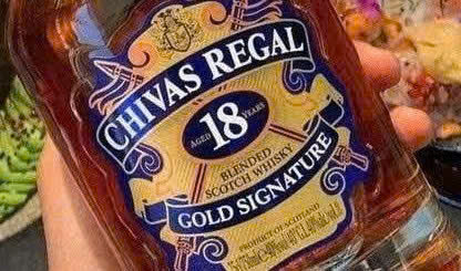 Nhan hieu chivas 18 1 Lít