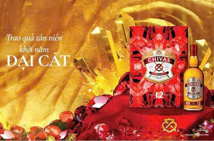 Quang cao Chivas 12 Hop Qua 2026 gia re 700ml