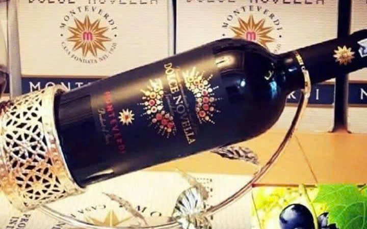 Quang cao vang hoang de dac biet 75 cl