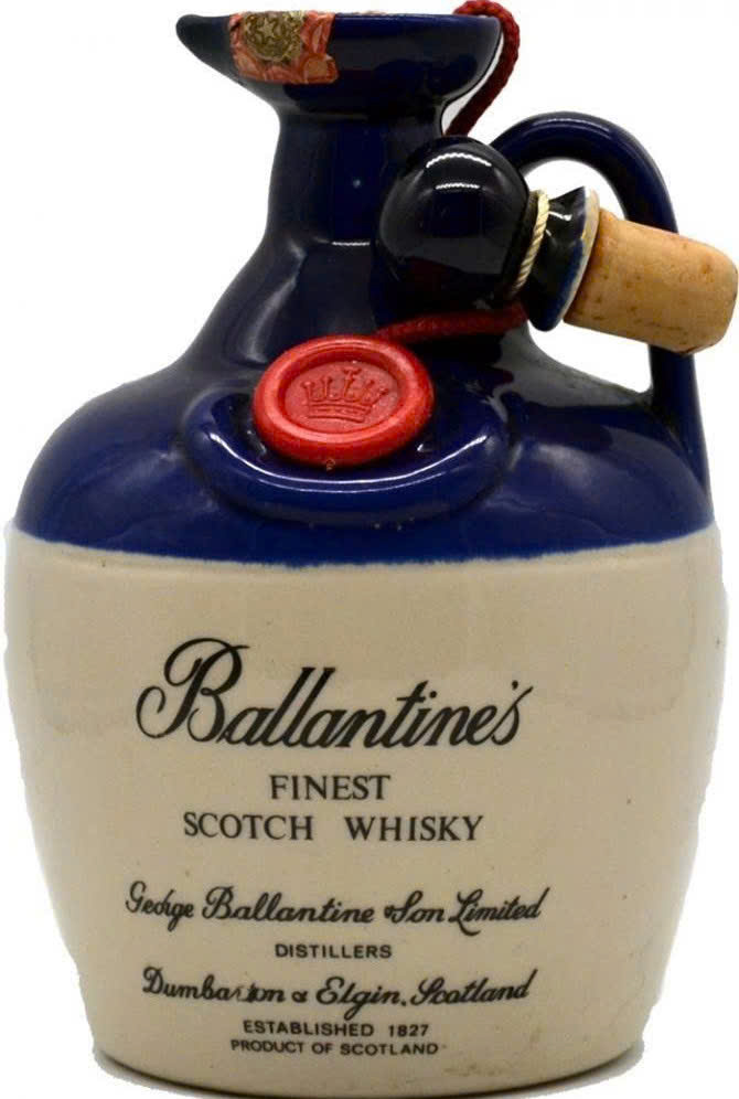 Ruou ballantines finest 1970 gia re