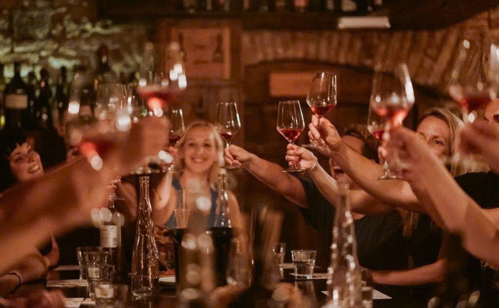 Ruou vang do thuong thuc vang