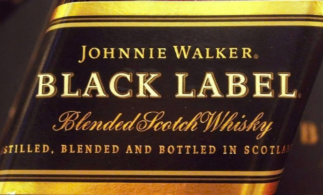 Thuong hieu black label 3 lit