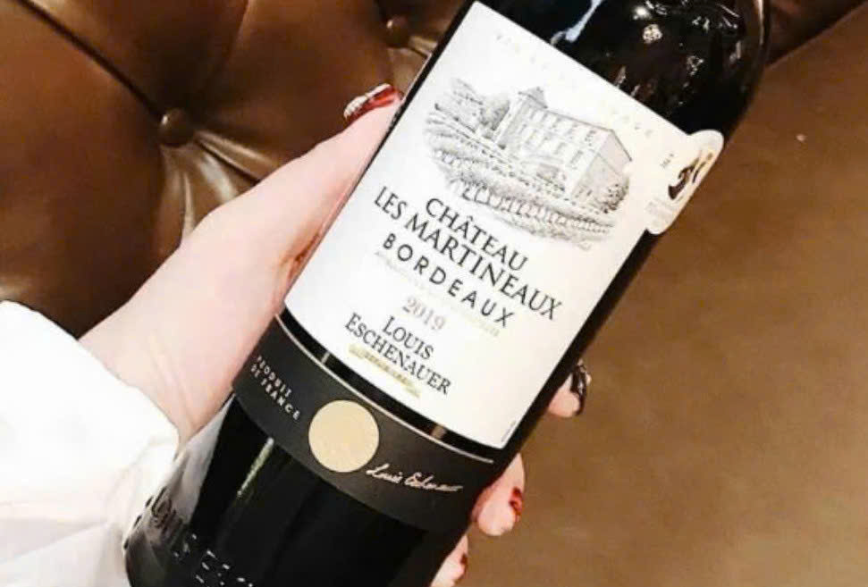 Thuong hieu chateau les martineaux 750ml