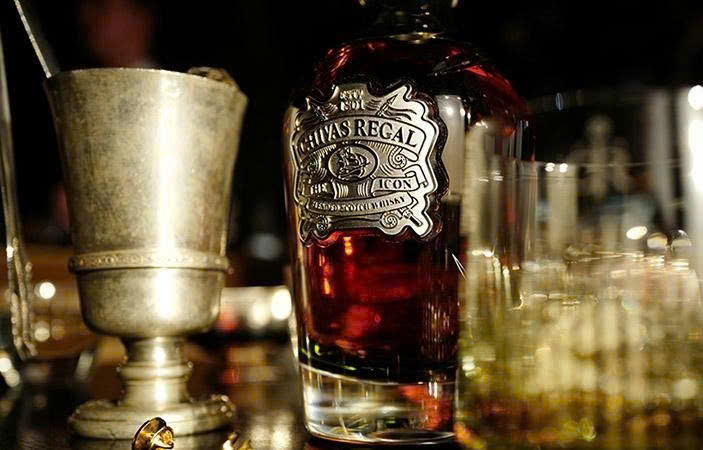 Thuong thuc Chivas The Icon