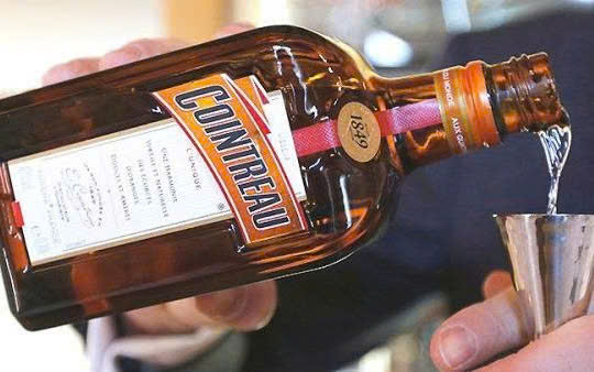 Thuong thuc Cointreau Cam