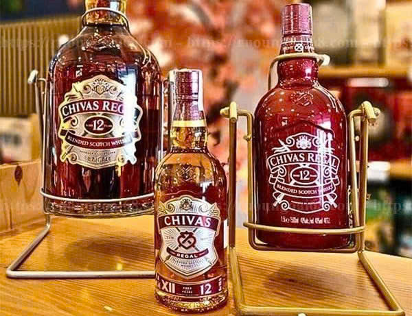 Trung bay chivas 12 nam 1 5 lit do