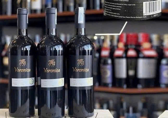 Trung bay vang Veronica ngot 700ml gia re