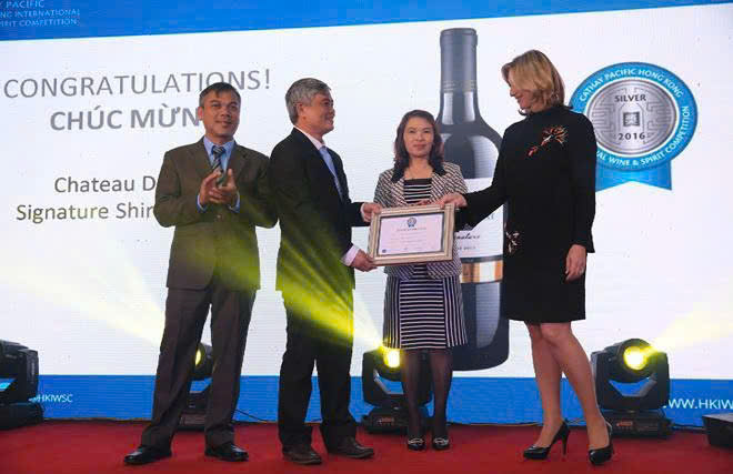 Vang Chateau Dalat le trao giai quoc te