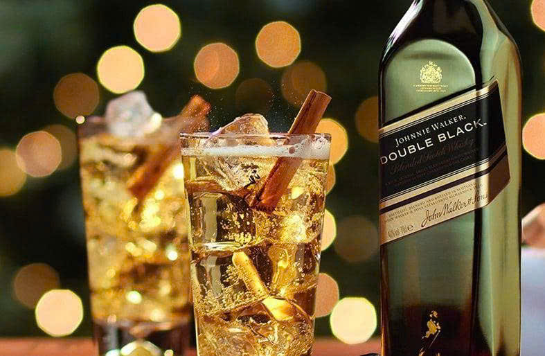dung dieu voi Johnnie Walker Double Black 1 Lit