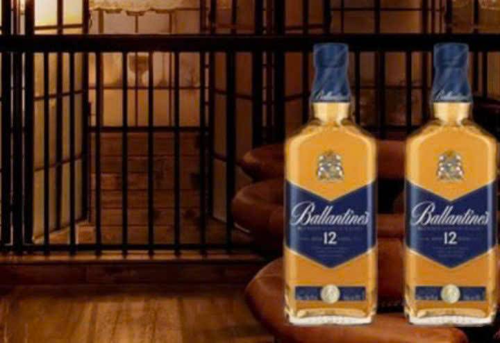 khong gian sang trong va ruou ballantines 12 YO