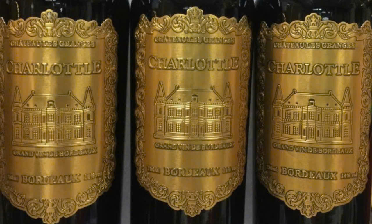 nhan hieu Charlottle Bordeaux gia re
