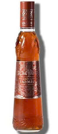 ruou tao meo rom vang 500ml gia re