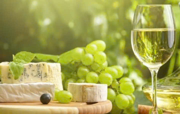 thuong thuc Chateau Land Bertin trang 750ml