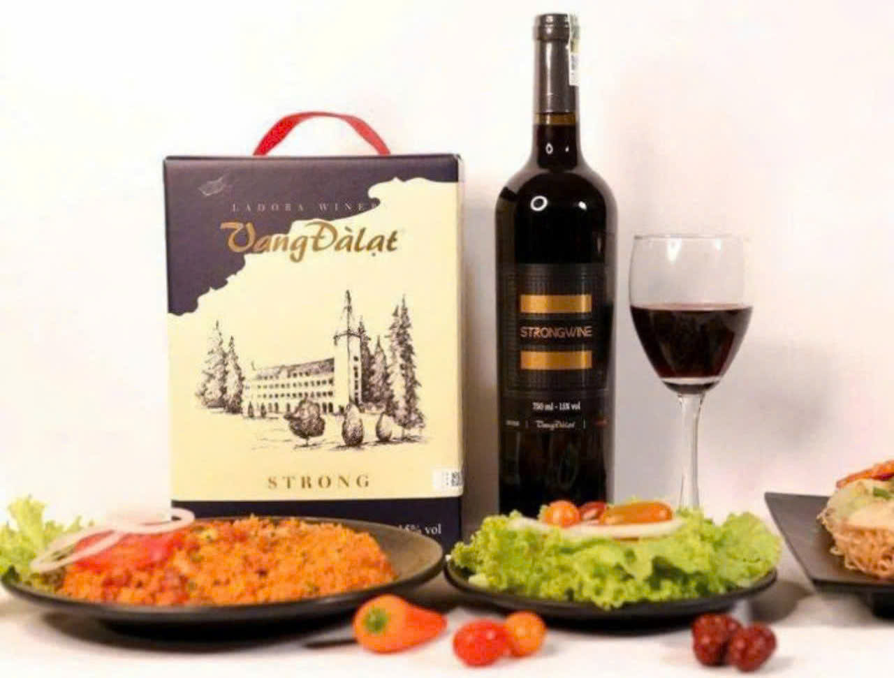 thuong thuc vang da lat strong Red Wine