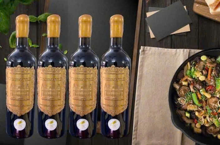 thuong thuc vang gia re charlottle va mon an Viet Nam