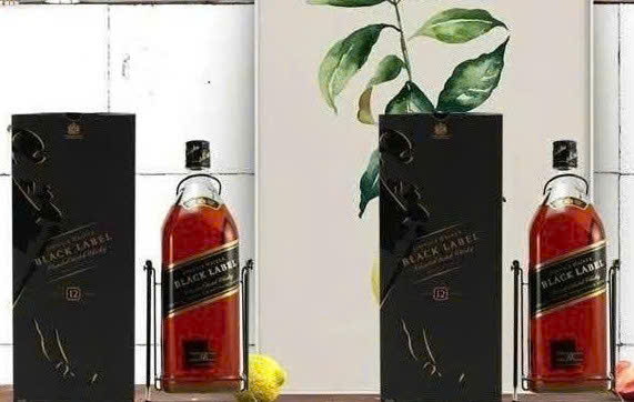 trung bay johnnie walker black label 3Lit