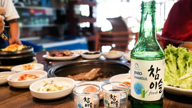 Tìm mua chai rượu Soju Hàn Quốc giá rẻ ở Hà Nội