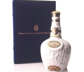 Mua-Royal-Salute-25-Nhat-Ban